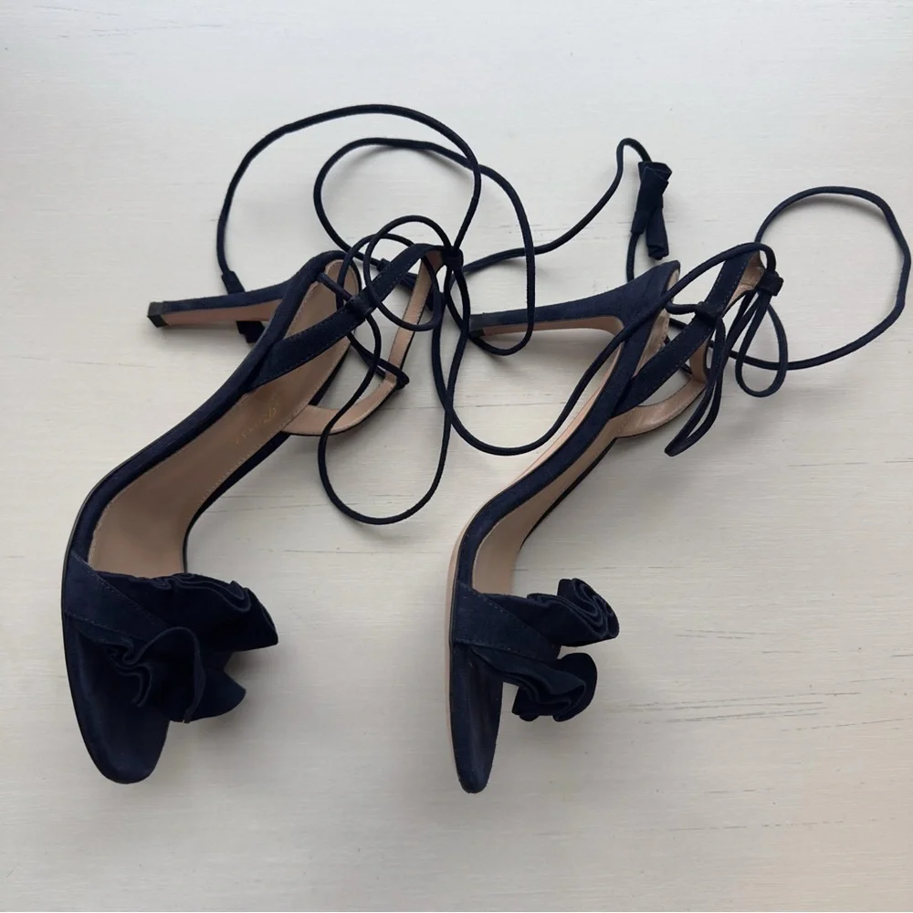 Gianvito Rossi Flora 85 Suede Lace-Up Heels – Navy – Size 35 - Picture 4 of 8